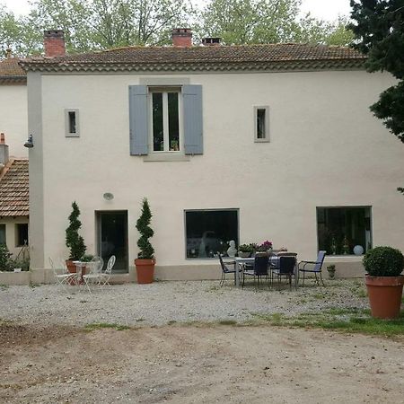 Manoir En Crau Hotel Arles Bagian luar foto
